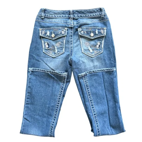 CATO Woman’s Size 4 Blue Embellished Pockets Low Rise Denim - Picture 1 of 6